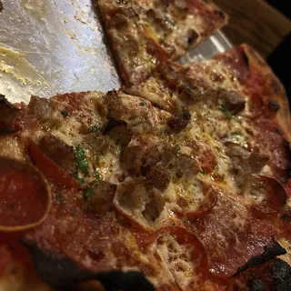 Mauro's Molto Meat Round