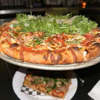 Meat & Greens Round