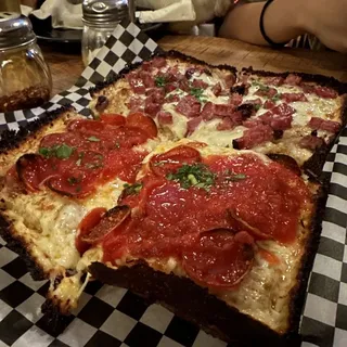 Pepperoni Detroit