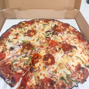 Gluten free veggie plus pepperoni. I would get the Gf pizza again.