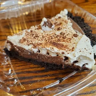 Chocolate creme pie