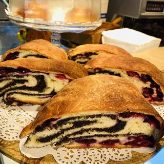 Poppyseeds Rolls