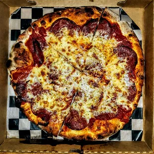 primo pepperoni ~ mozzarella, fontina, parmesan, red sauce, smothered with all-natural sandwich-style pepperoni 13.49
