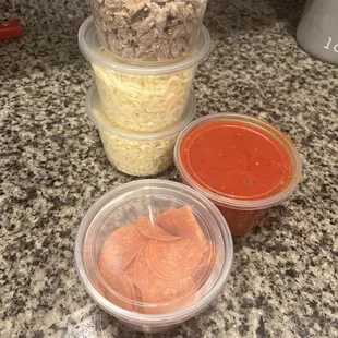 Pizza Kit for 3 Pizzas &amp; 2 Toppings