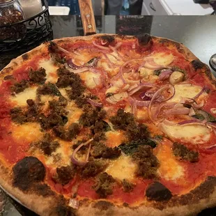 Outstanding pizzaiolo chef here in largo.