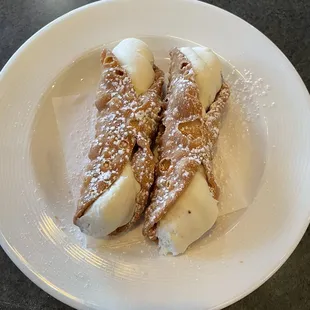 Cannoli