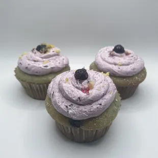 Vegan Lemon Blueberry Cupcakes