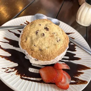 GF ice cream sandwich