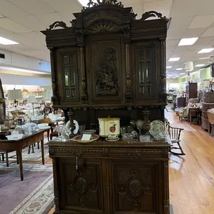 Beautiful china cabinet!