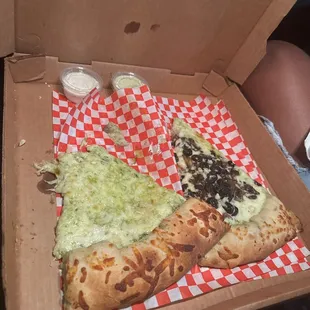 food, pizza