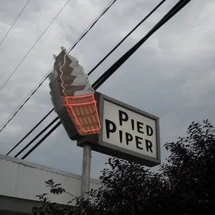 Pied Piper Sign