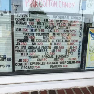 Love the pied piper! Just be aware that they only accept cash. 11/10 would recommend  everything there is great!