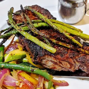 NY Strip Steak with Chefs Veggies and Asparagus