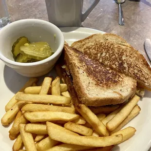 Patty melt; I requested pickles