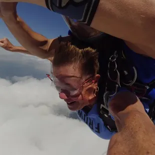 Dive through the clouds