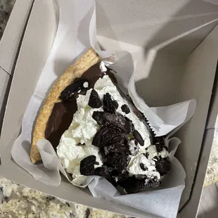 Oreo Euphoreo (1 slice)