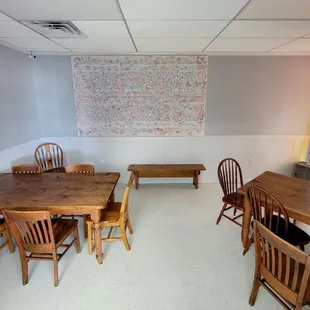 Side room at Piefalootin, Garland, Texas.