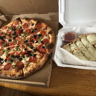 Garlic bread and pizza