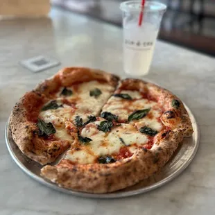 Margherita pizza. Excellent!