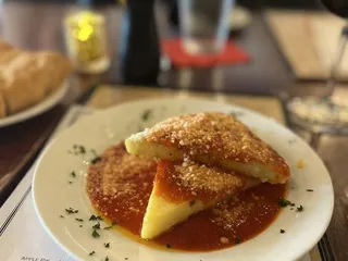 Gallo's Kitchen + Bar