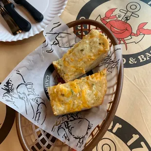 Cheesy garlic bread