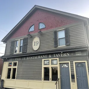 the front of the restaurant and tavern