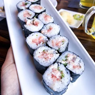 Toro Scallion Roll