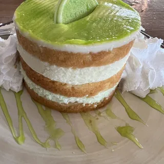 Key Lime Pie Cake