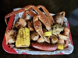 Outriggers Bar & Grill