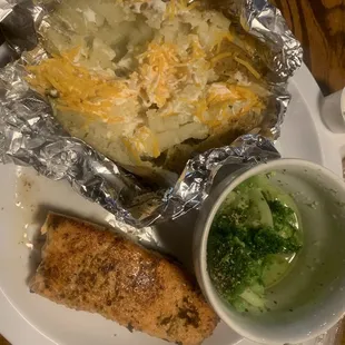 Salmon, broccoli and baked potatoe