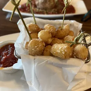 Sconnie Staple Cheese Curds