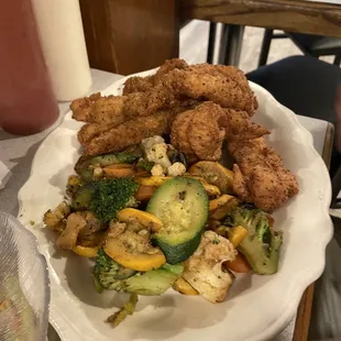 Fried catfish with grilled vegetables