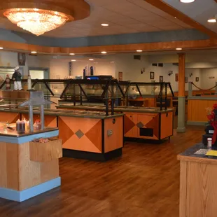 Salad Bar on Left. Plenty of room for large parties.