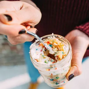 birthday cupcake in a jar,,,,wowwe,,,@sosimplysweet