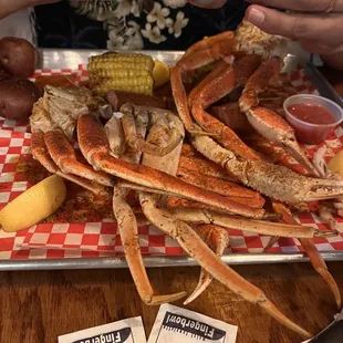 2 lbs of king crab, and the sides (corn, potatoes, and sausage)