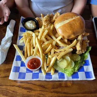 Fried fish sandwich