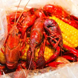 crawfish, corn and potatoes