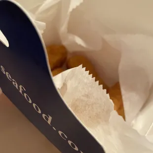 Mozzarella sticks. Didn't need sauce! Flavor was so good and still hot.