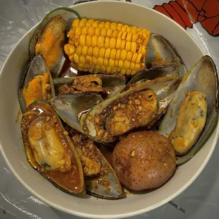 M8. Green Mussel - 1/2lb