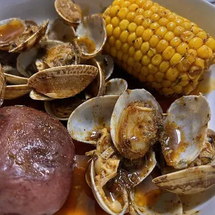 M7. Manila Clams - 1/2lb