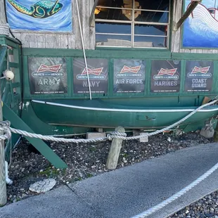 Support businesses that support our troops.  Not this one!