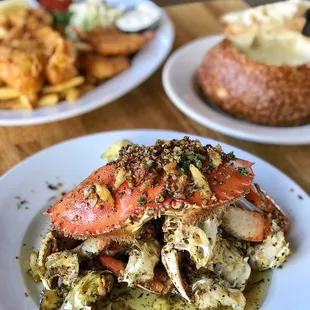 garlic-roasted whole dungeness crab // fisherman&apos;s platter // clam chowder sourdough bowl 01.06.18