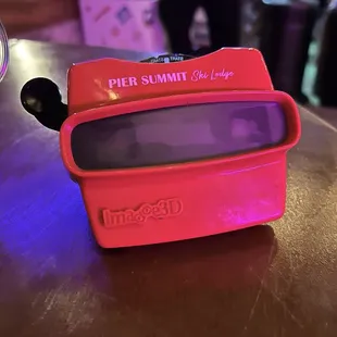 The viewfinders have both the cocktail menus and food menus. It's a neat way to see them since there are 3D pictures.