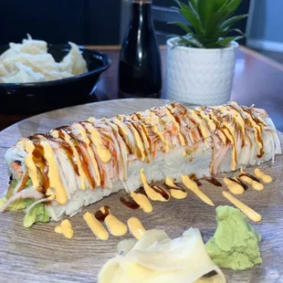 Shaggy Dog Roll - we added avocado &amp; cream cheese
