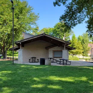 Shelterhouse with picnic tables
