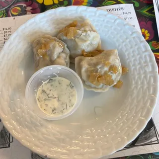Chicken and Mushrooms with Garlic Sauce