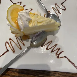 Lemoncello Cake