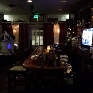 Pierpoint bar area