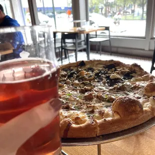 Cider and pizza...my two loves.