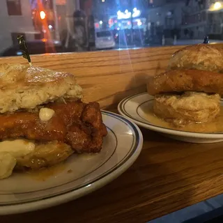 Vegetarian Chik'n Biscuit